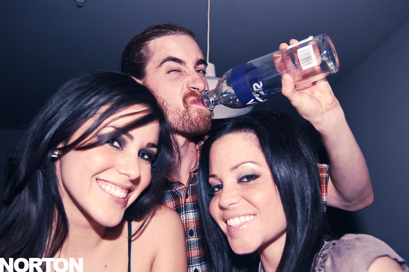 Afterhours Off F St., photograph 25