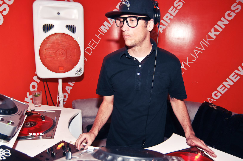 Airport 4th Anniversary Party, photograph 19