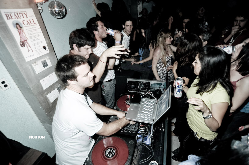 U4RIK Thursdays @ Beauty Bar, photograph 51