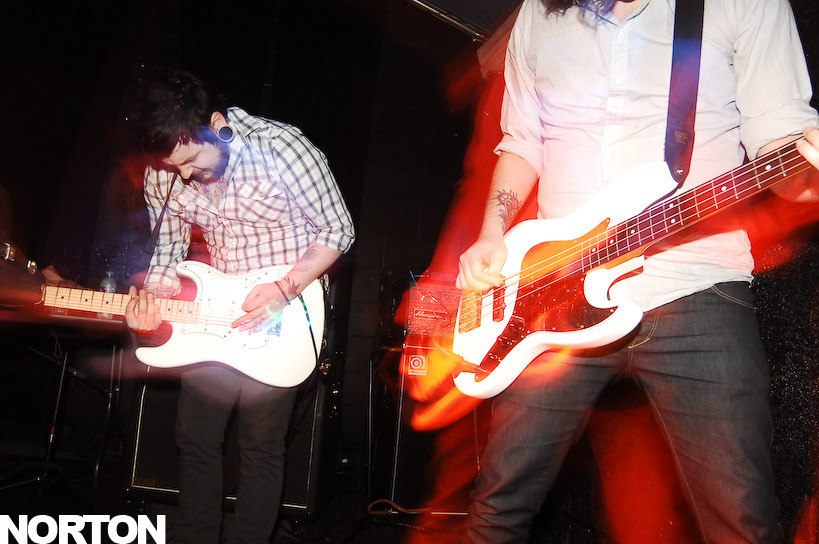 Shark Attack - Live @ Beauty Bar San Diego, photograph 18