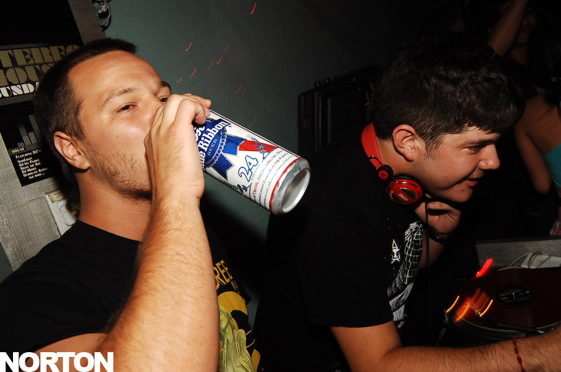 Shark Attack - Live @ Beauty Bar San Diego, photograph 95