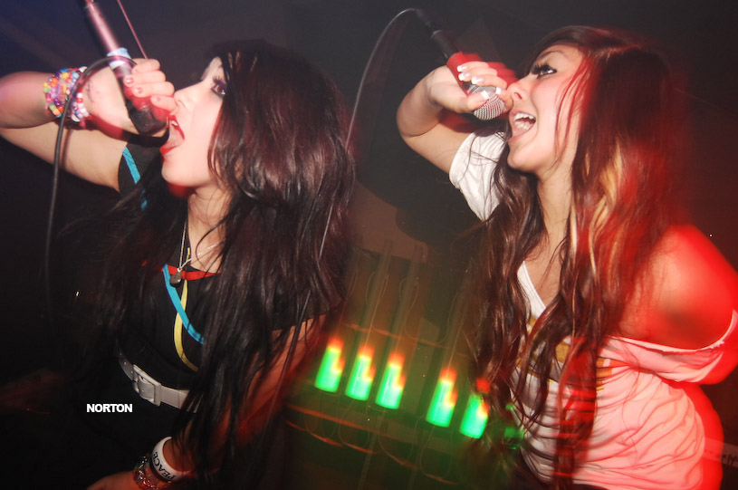 Millionares @ The Beauty Bar, photograph 6