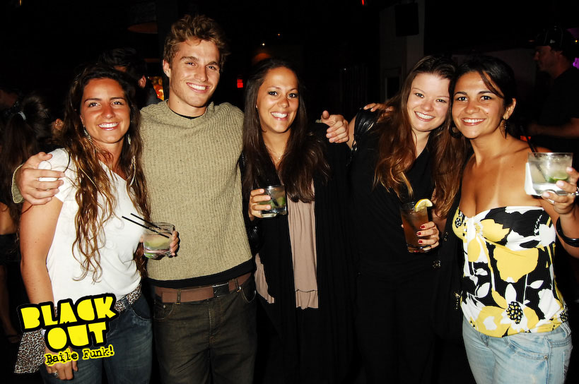 Blackout Baile Funk @ Bar West - San Diego, photograph 3