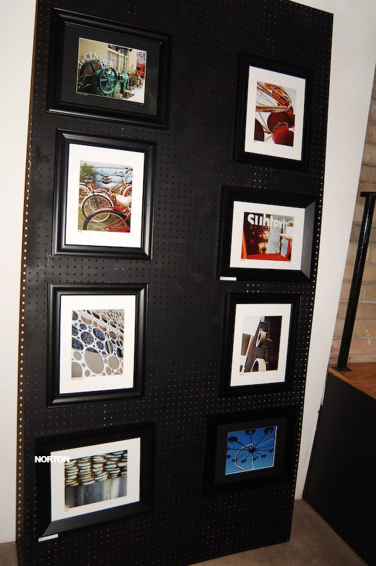 Bombs Over Northpark @ U-31 & Artshow @ Maida, photograph 6
