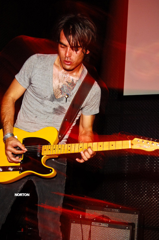 Buddy Akai live @ Anthology, photograph 4