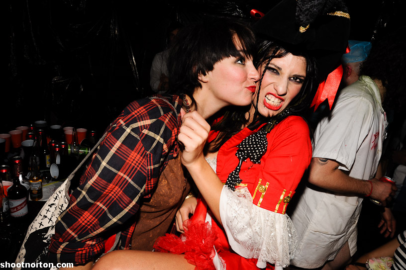 Halloween @ The Casbah, photograph 242