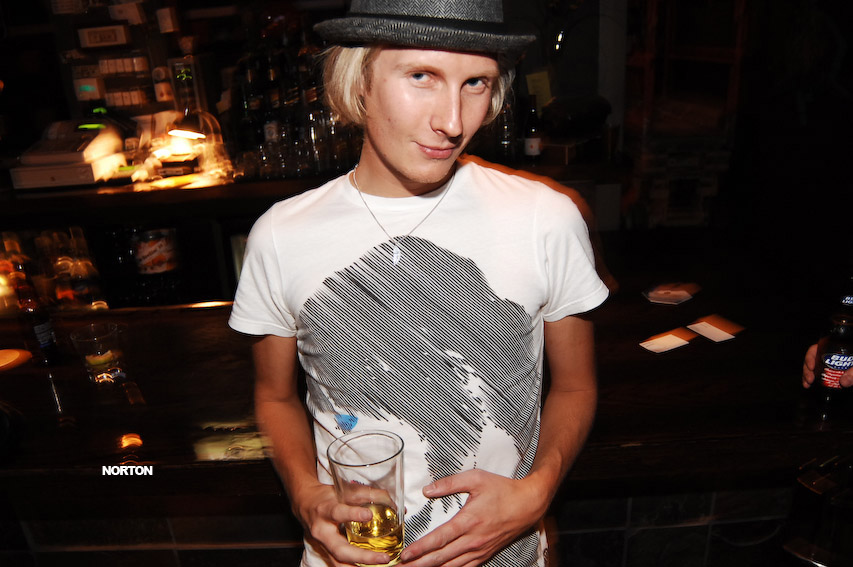 Whistle Stop (Commune) and Bluefoot, photograph 49