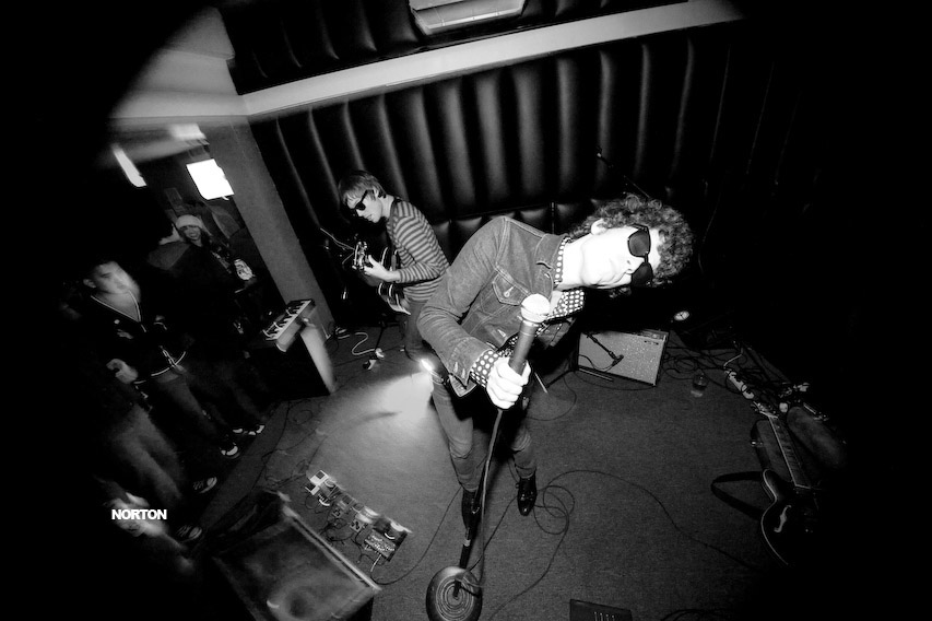 Crocodiles @ Soda Bar & ReAmp Thursdays @ the Office, photograph 22