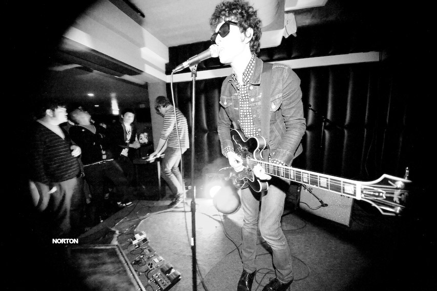 Crocodiles @ Soda Bar & ReAmp Thursdays @ the Office, photograph 30