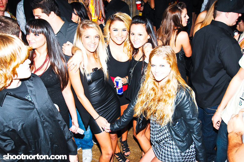 Dina's Winter Party, photograph 72