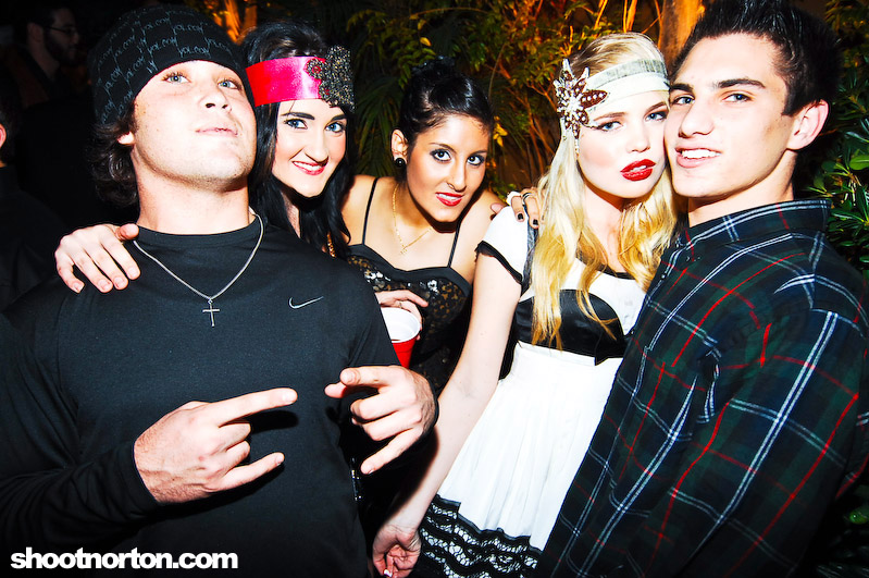 Dina's Winter Party, photograph 74