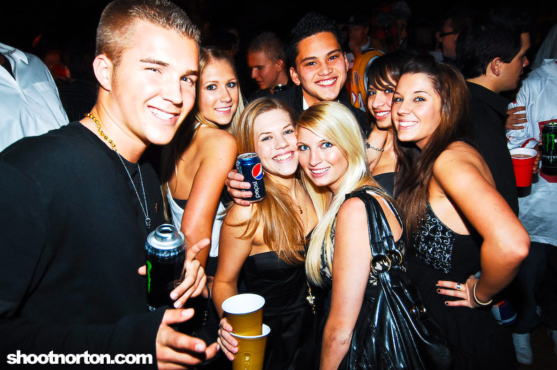 Dina's Winter Party, photograph 106