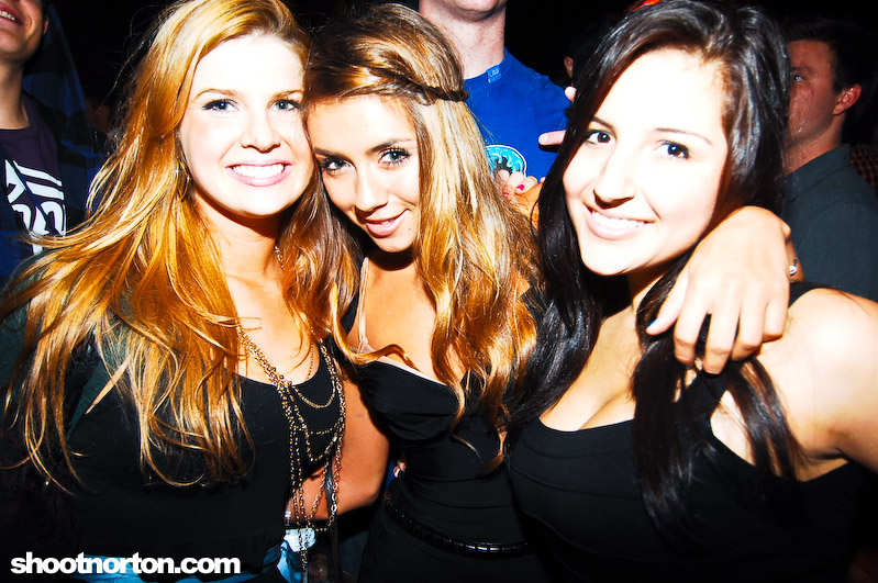 Dina's Winter Party, photograph 149