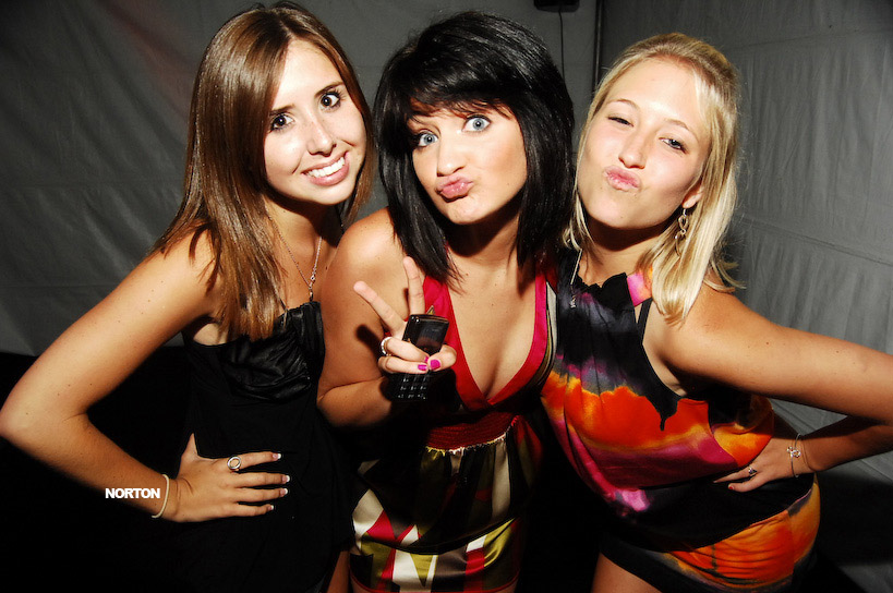 Dina's Birthday, photograph 116