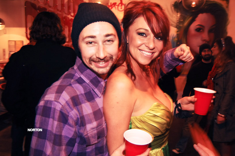Disconnected Salon's Anniversary Party - U-31, photograph 21