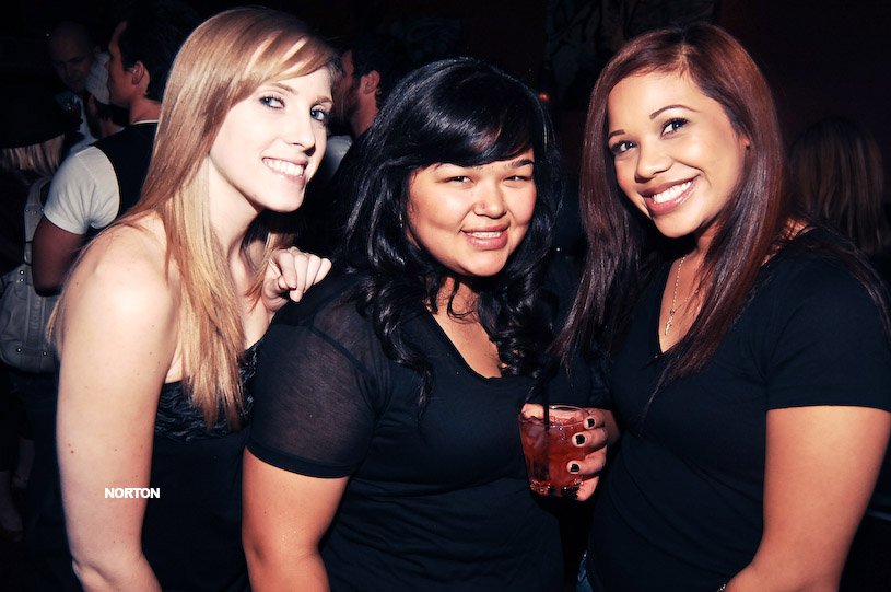 Disconnected Salon's Anniversary Party - U-31, photograph 71