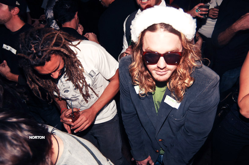 Disconnected Salon's Anniversary Party - U-31, photograph 96