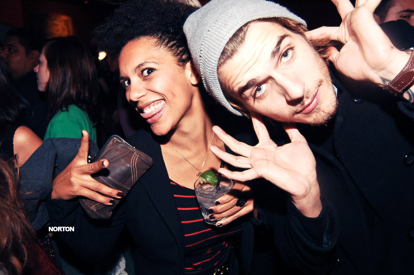 Disconnected Salon's Anniversary Party - U-31, photograph 110