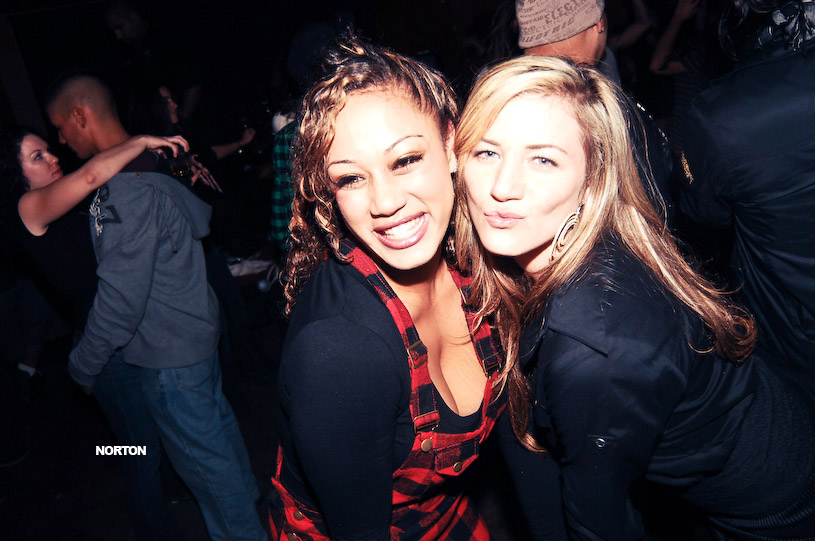 Disconnected Salon's Anniversary Party - U-31, photograph 178