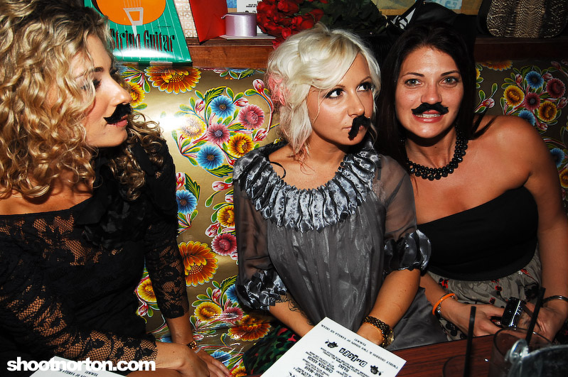 El Camino & Syrah, photograph 10