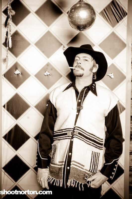 Rhinestone Cowbys and Indians @ Super El Camino, photograph 1