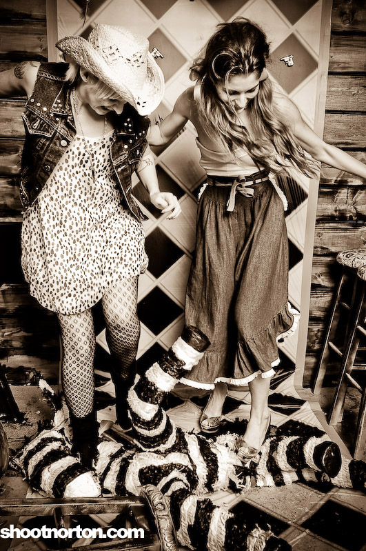 Rhinestone Cowbys and Indians @ Super El Camino, photograph 87