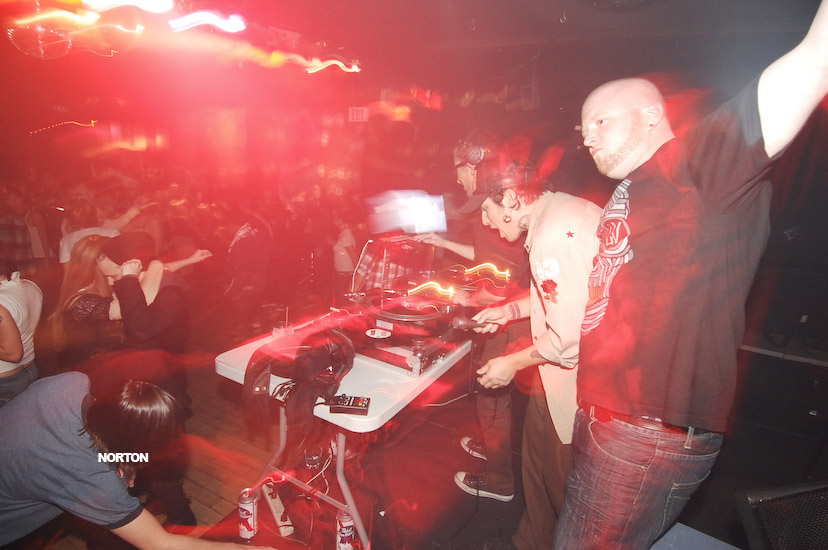 Foot Down - Critical Mass Afterparty @ The Ruby Room, photograph 114
