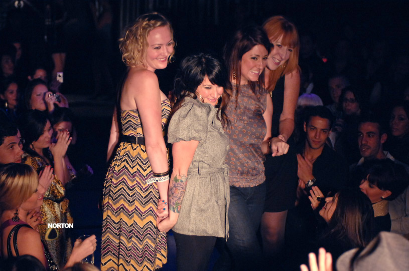 Mimi & Red Fashion show @ Hard Rock's Sweetwater, photograph 94