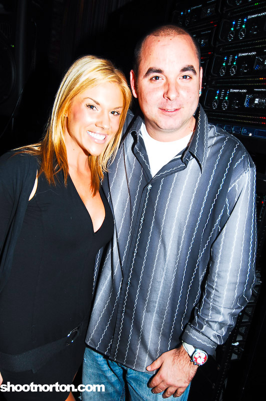 Thursdays @ Hardrock's 207, photograph 3