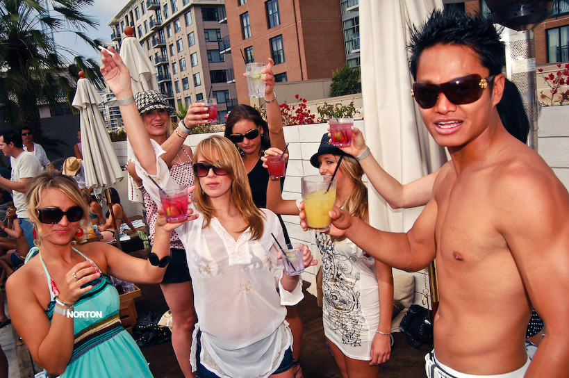 Intervention Sundays @ Hard Rock's Moonstone Lounge - San Diego, photograph 24
