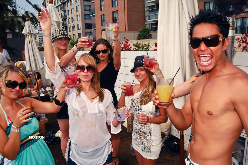Intervention Sundays @ Hard Rock's Moonstone Lounge - San Diego, photograph 25