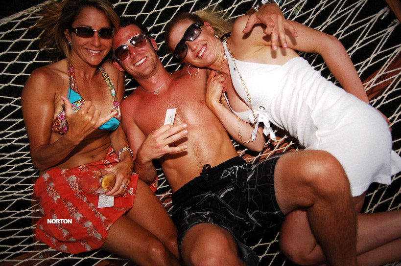 Intervention Pool Party Pictures - Moonstone at Hardrock San Diego, photograph 20