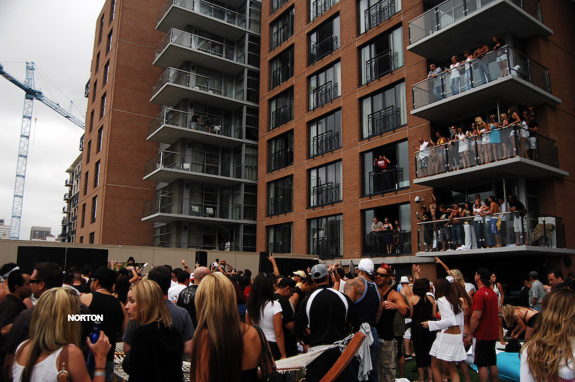 Intervention Pool Party Pictures - Moonstone at Hardrock San Diego, photograph 119