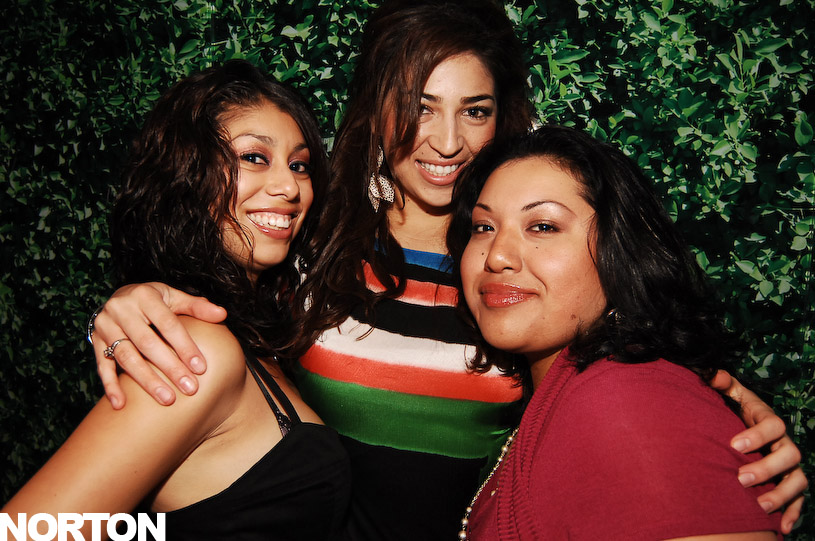 LMFAO @ Ivy Hotel, photograph 2