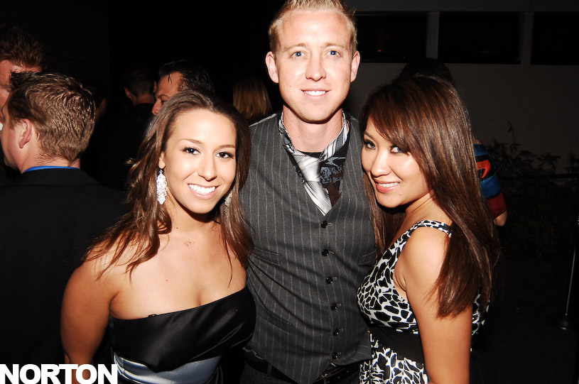 LMFAO @ Ivy Hotel, photograph 6
