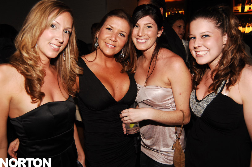 LMFAO @ Ivy Hotel, photograph 10