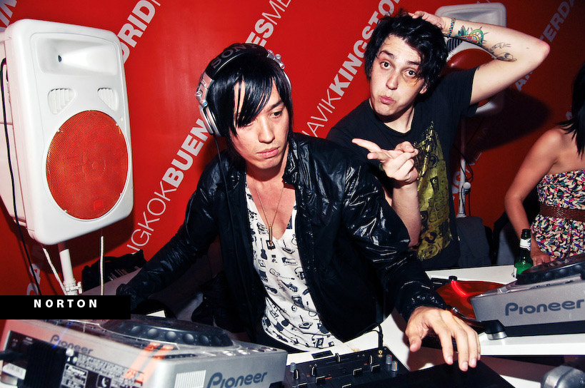 Kat's Birthday Party @ Airport Lounge San Diego, photograph 25