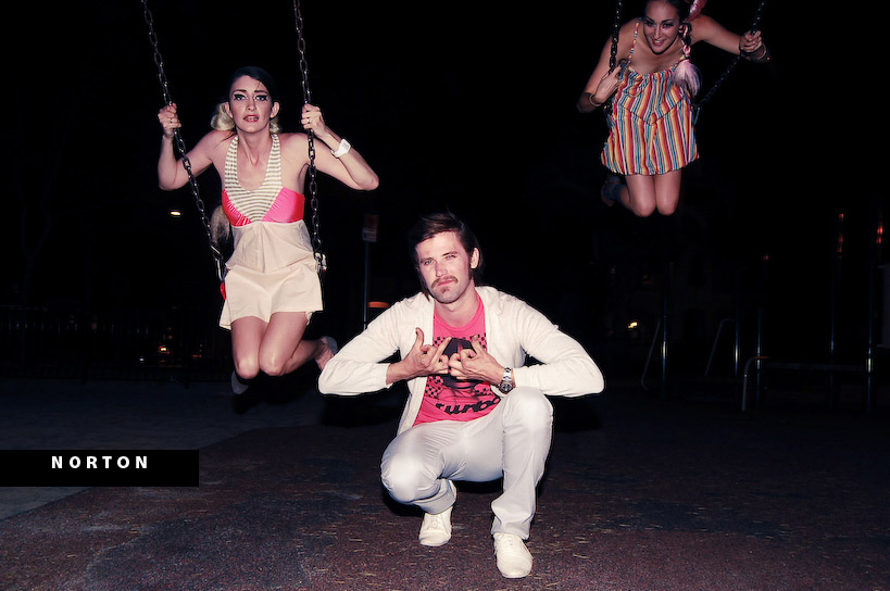 Young Professional's Fashion Mixer - Bar West, San Diego, photograph 24