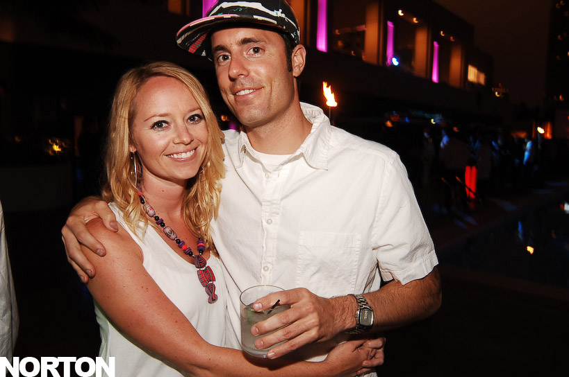 Kin Lounge Grand Re-Opening, photograph 5