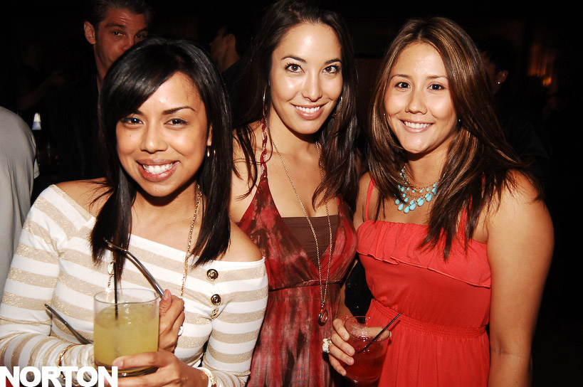 Kin Lounge Grand Re-Opening, photograph 18