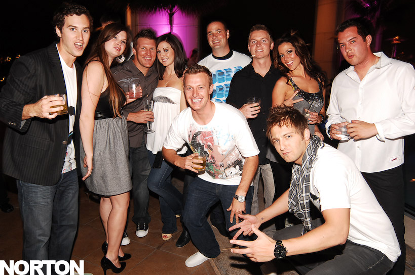 Kin Lounge Grand Re-Opening, photograph 22