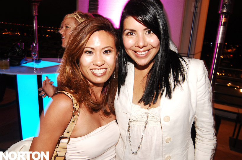 Kin Lounge Grand Re-Opening, photograph 26