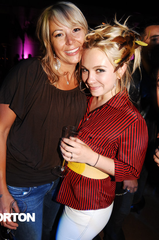 Kin Lounge Grand Re-Opening, photograph 48