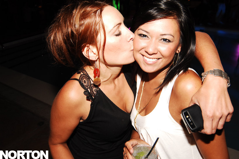 Kin Lounge Grand Re-Opening, photograph 57