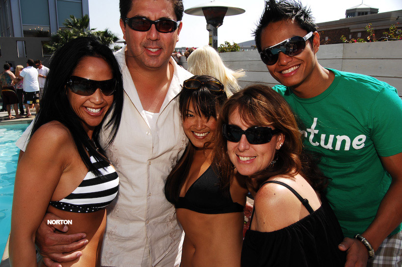 Intervention Sundays at Moonstone Lounge - Hardrock Hotel, photograph 25
