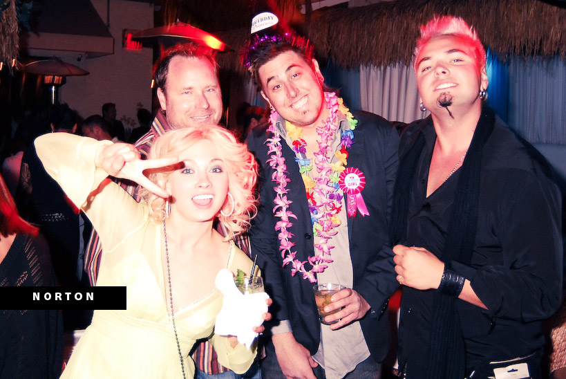 Neil's Birthday Soiree @ the Lei Lounge, photograph 19