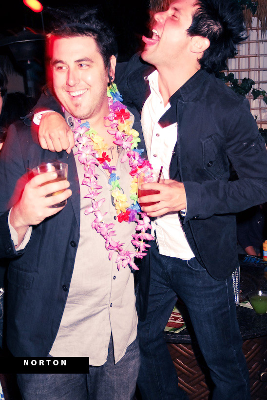 Neil's Birthday Soiree @ the Lei Lounge, photograph 28