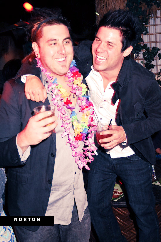 Neil's Birthday Soiree @ the Lei Lounge, photograph 29