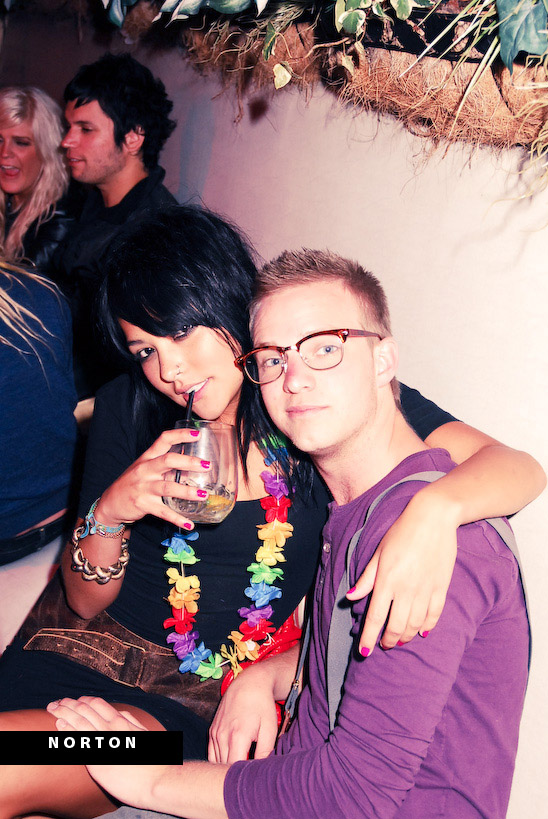 Neil's Birthday Soiree @ the Lei Lounge, photograph 69