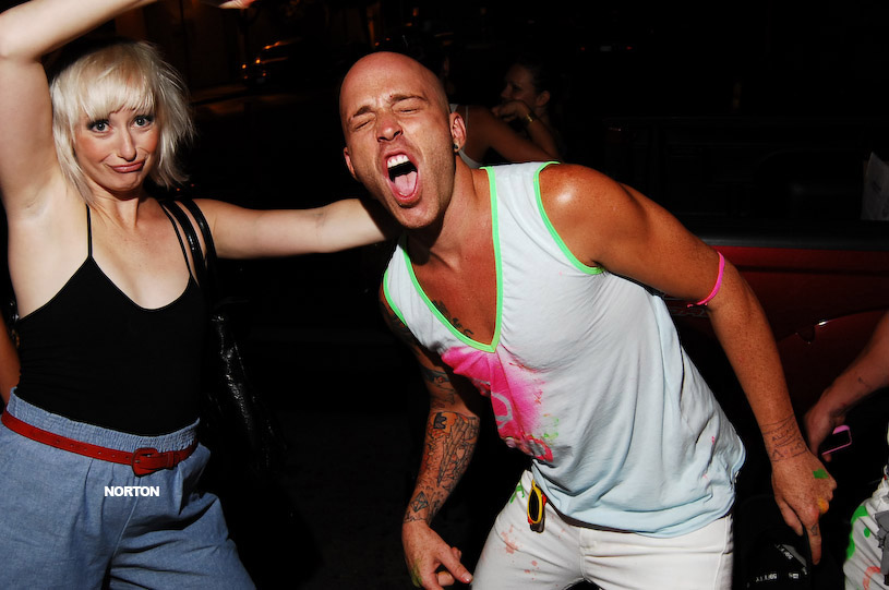Neon Party @ U-31, photograph 123